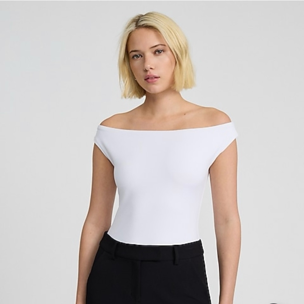 Express White Off-Shoulder Fitted Bodysuit